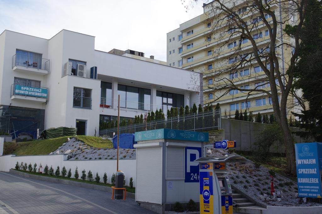 Апартаменти Apartamenty Miedzyzdroje Мендзиздроє